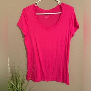 Apt. 9 Essentials pink Tee. Size L.